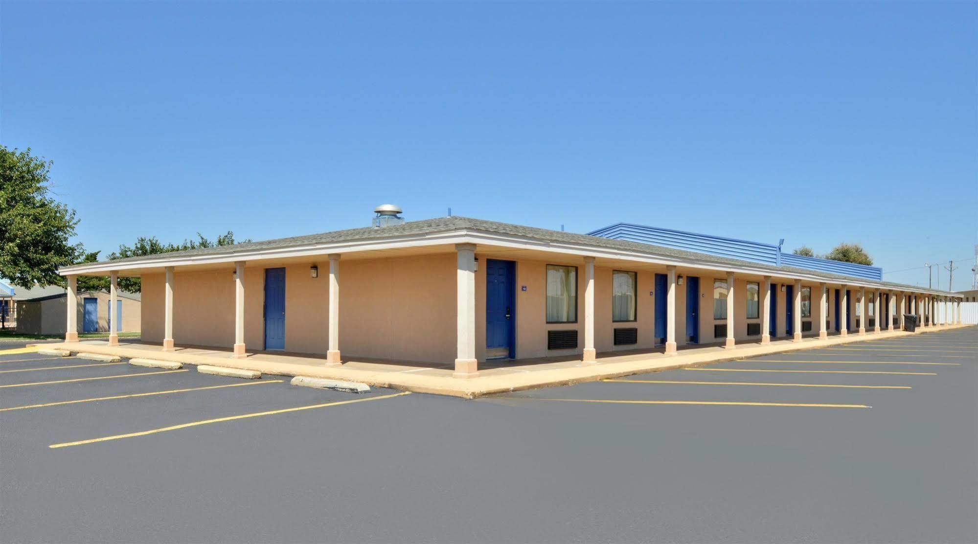 Americas Best Value Inn Lubbock East Zewnętrze zdjęcie