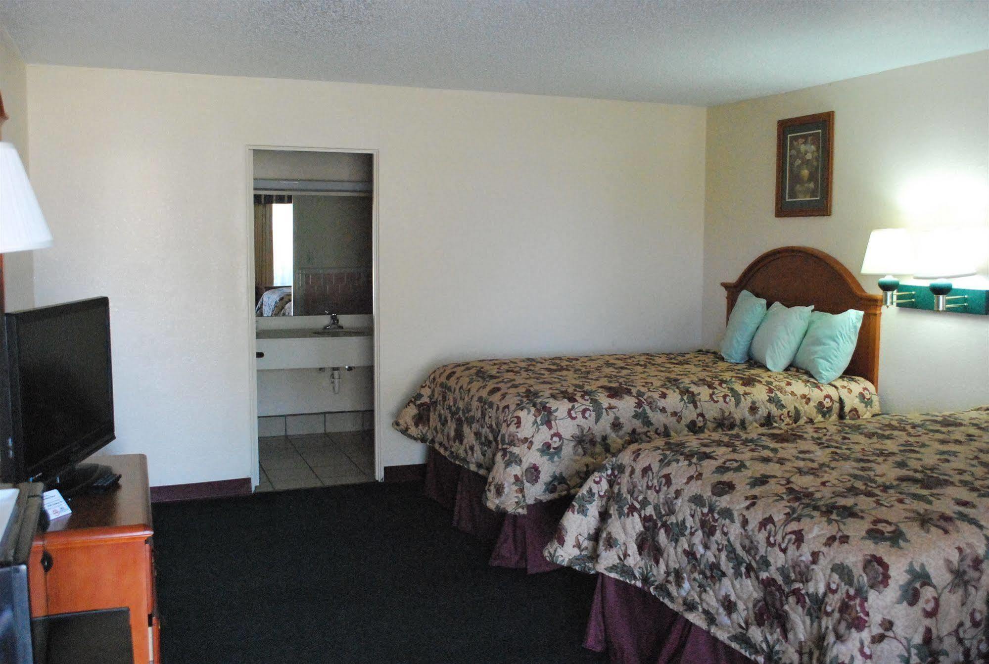 Americas Best Value Inn Lubbock East Zewnętrze zdjęcie