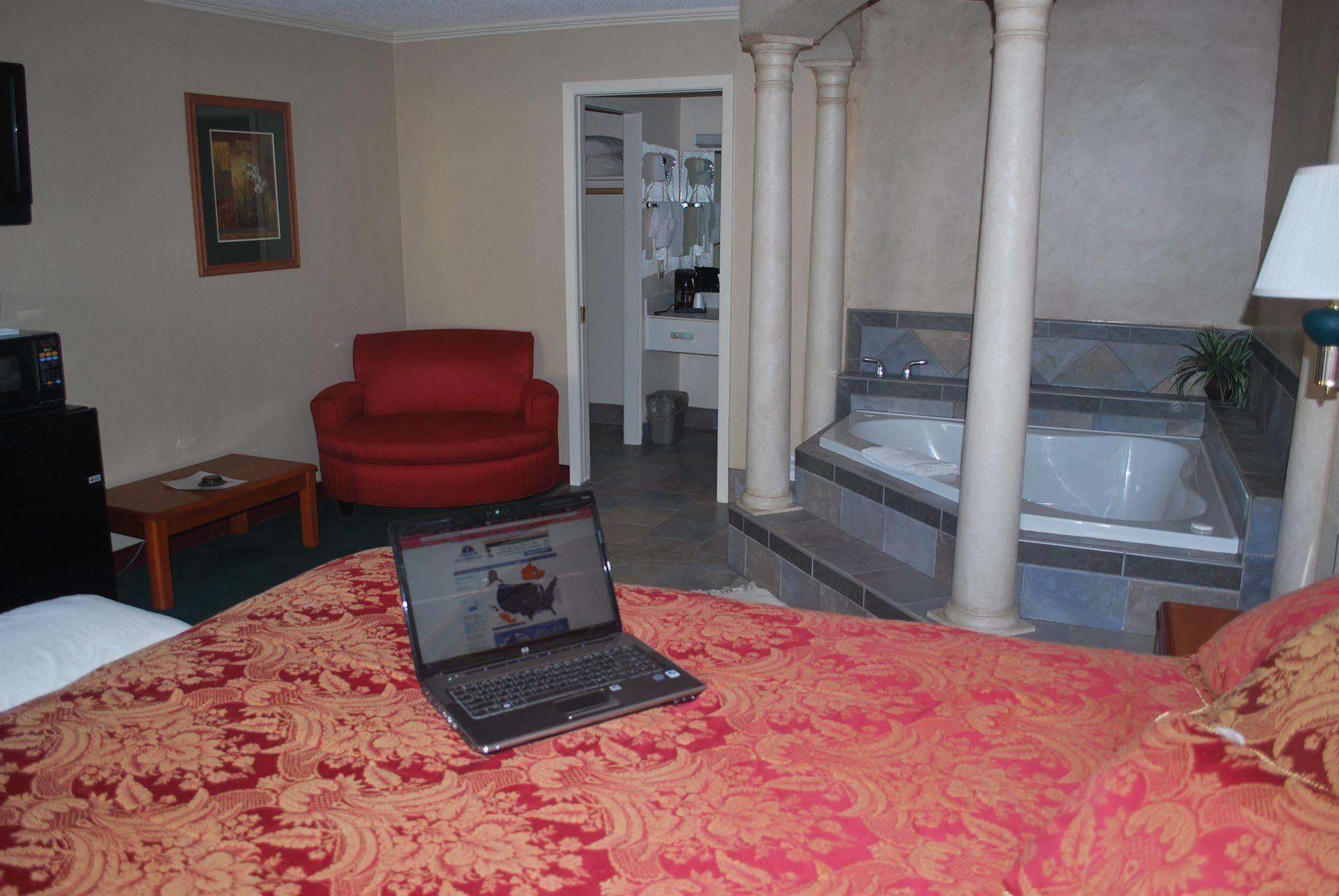 Americas Best Value Inn Lubbock East Zewnętrze zdjęcie